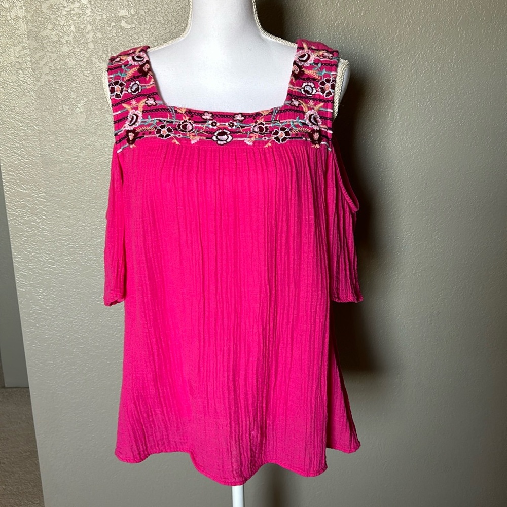 Style & Co cold shoulder blouse, hot pink, embroidered trim size L